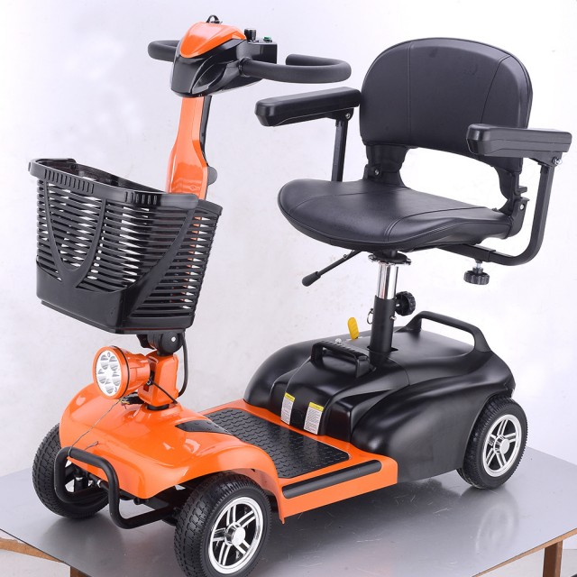 Four wheels electric scooter 