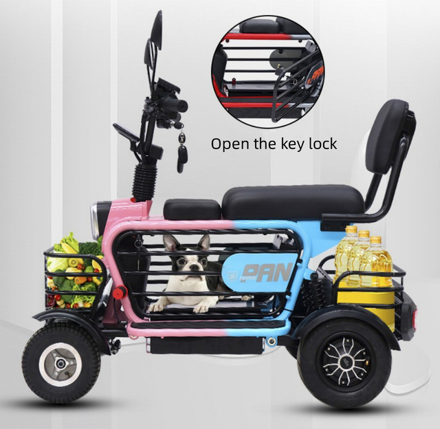 Four-wheels electric scooter 